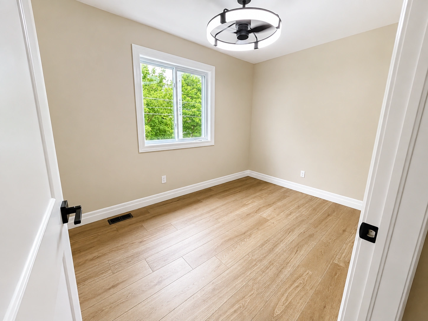 8385 Riverside Dr E project image